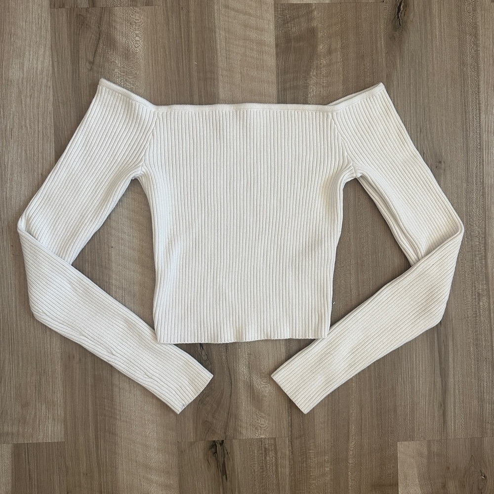 Hollister Off-Shoulder Ribbed Long Sleeve Top - White